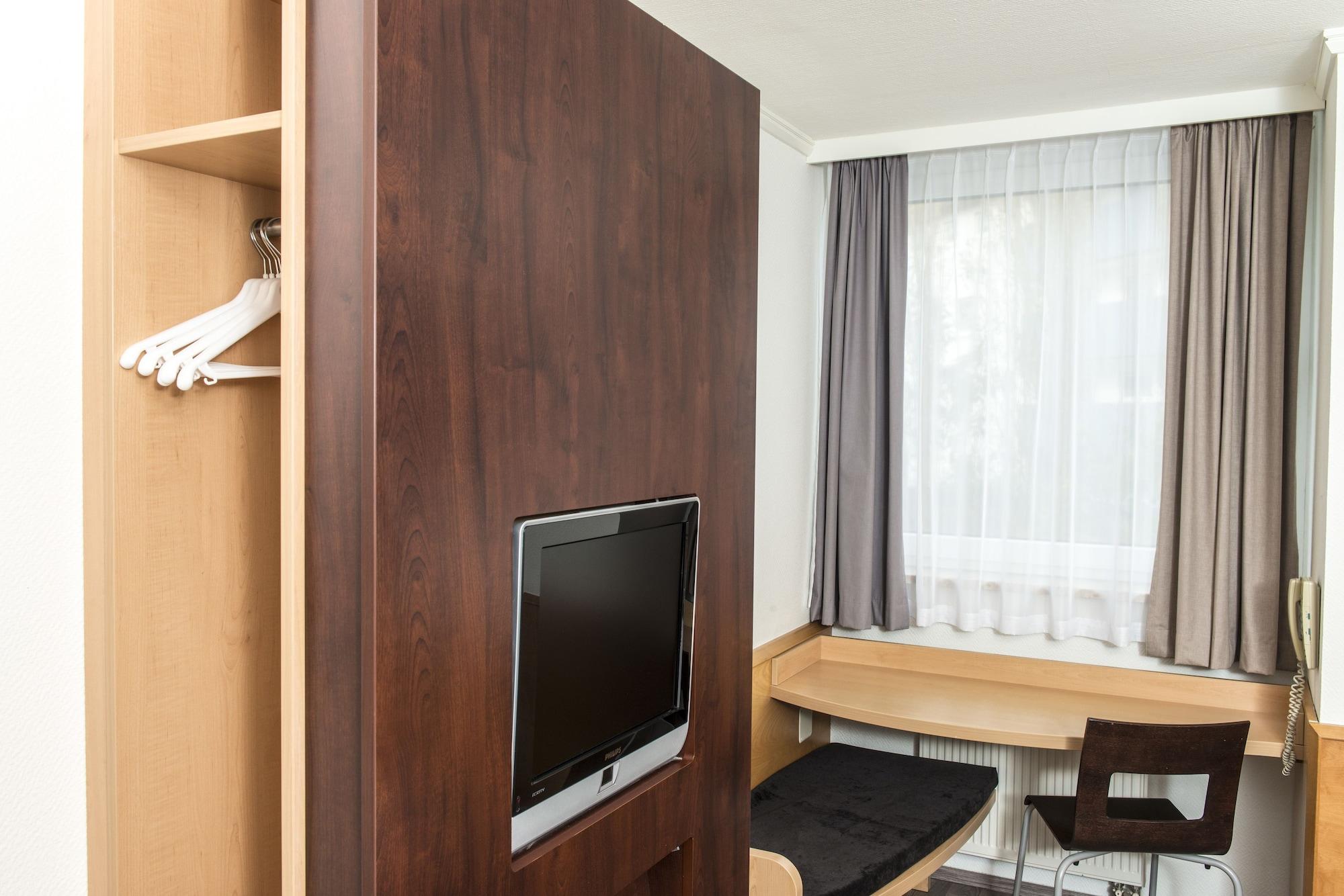 Ibis Leipzig Nord-Ost Hotel Phòng bức ảnh